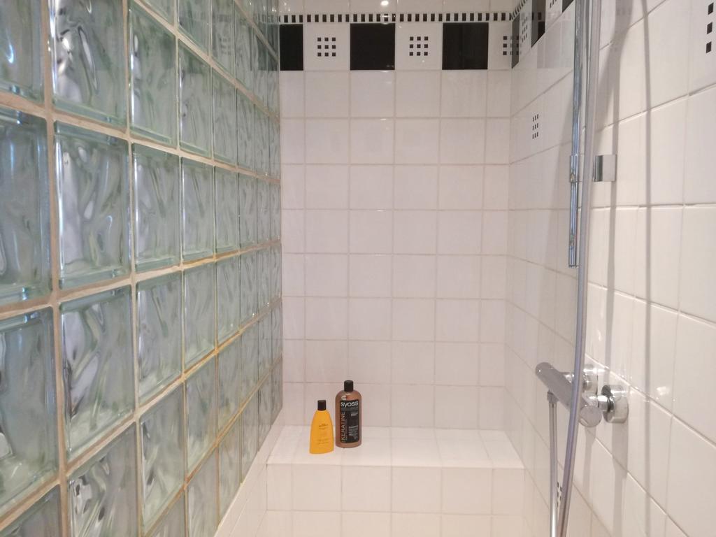 B&B Frangipani Bali Waregem Szoba fotó